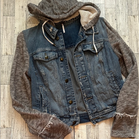 Free People Denim Jacket with Grey sleeves/Hood size M - Picture 1 of 3